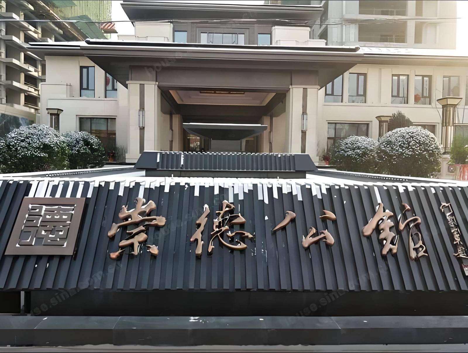 63739695.jpeg 63739695.jpeg